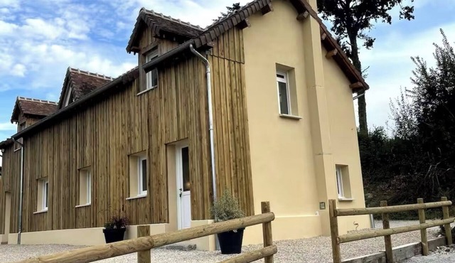 La Maison du Perche with Jacuzzi 🌳