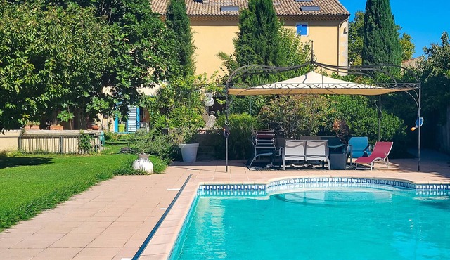 La Maison de Madeleine, with garden and private swimming pool