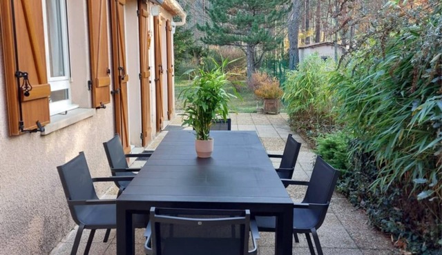 La Maison De Marie 3km from the starting point for access to the grotto of St Mary Magdalene