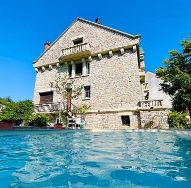 La Maison au toit vert