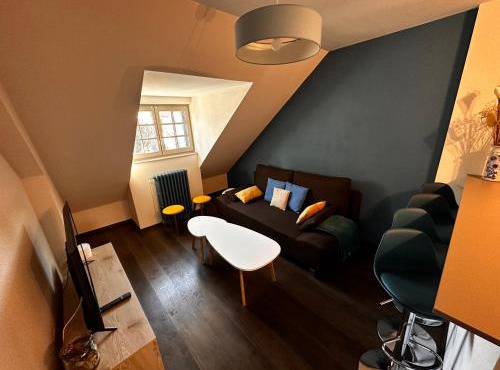 La Maison aux Volets Bleus 3ème Étage