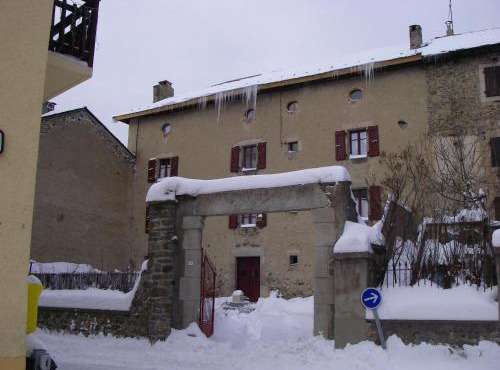 La Maison Bleue
