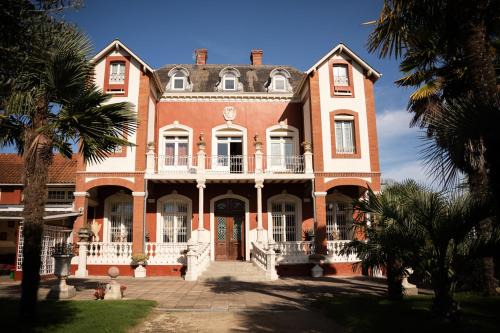 La Maison Coloniale - 15 Personnes - Piscine