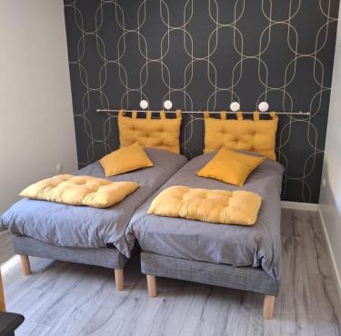 La maison d'à côté Chambre 1