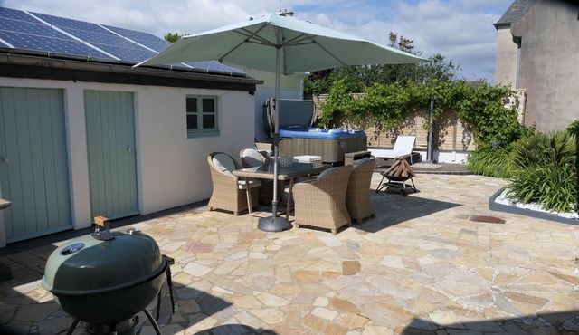 LA MAISON D'ADONIS, spa, center Morgat beaches, ALL shops on foot