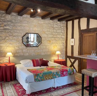 La Maison d'Alienor Les Valmurs