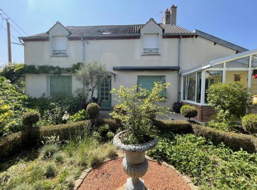 La Maison d'Andrée - chambres et table d'hôtes