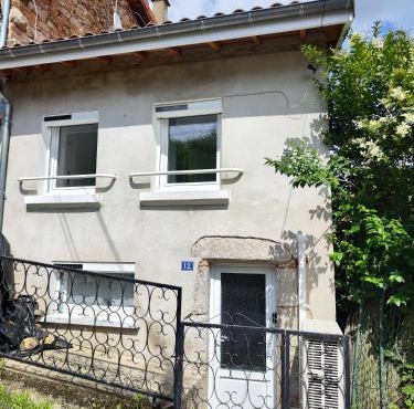 La Maison d'Aurélie 4 à 6 personnes en Auvergne à Saint Remy sur Durolle