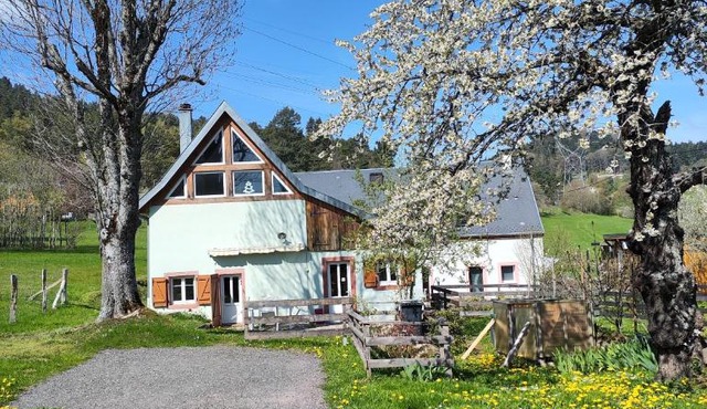 La maison dans les prés
