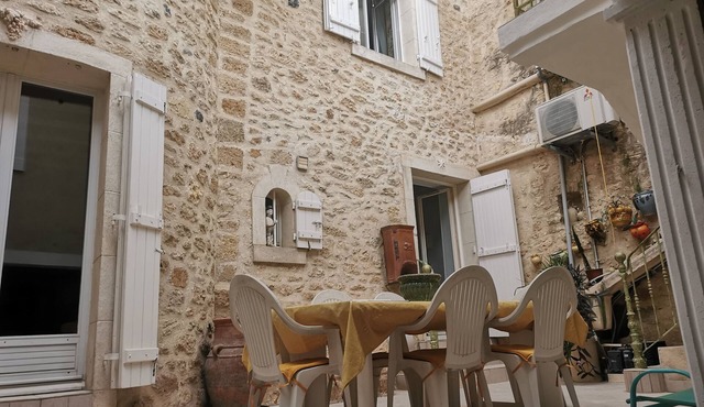 LA Maison DE Choubaka