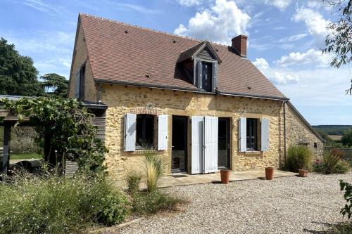 La Maison de Fougerolles Renovated farmhouse in a peaceful setting