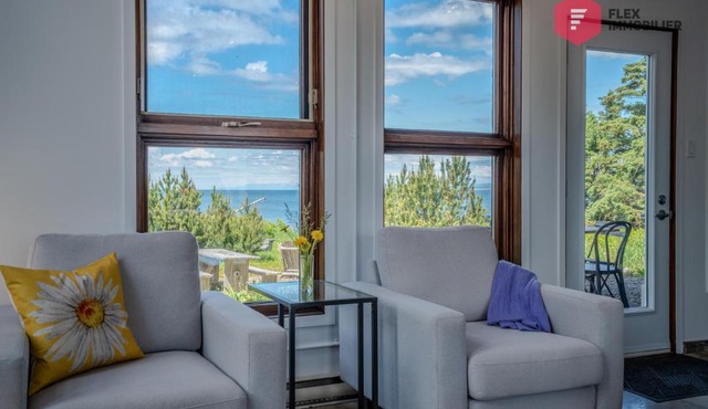 La Maison de l'Échouerie on Chaleur Bay Seaside