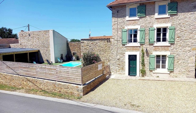 La maison de l'Anglaise - Gîte sleeps 15