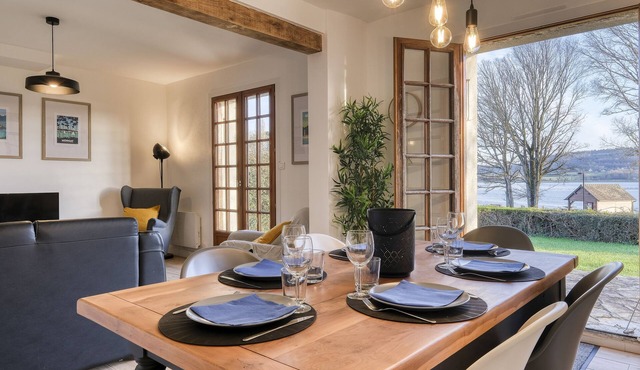 La Maison de la Cale : Maison Familiale au Bord de L'eau