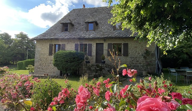 La Maison de Lauze: Charming cottage on the farm