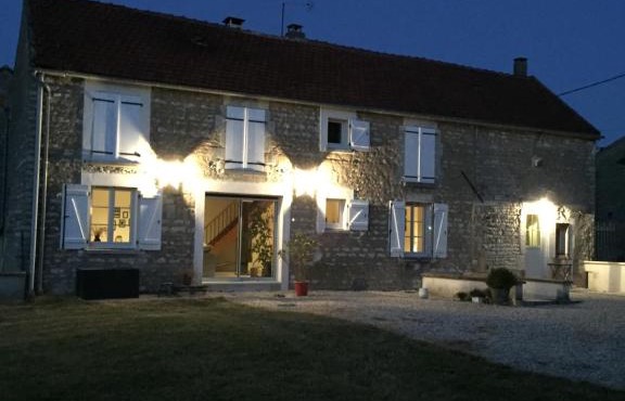 La maison de Lucien, gîte au cœur du vignoble Chablisien