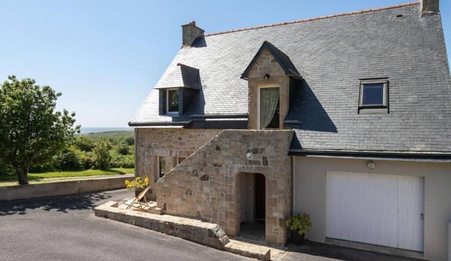 La Maison De Saint-Hernot * (Tourism)