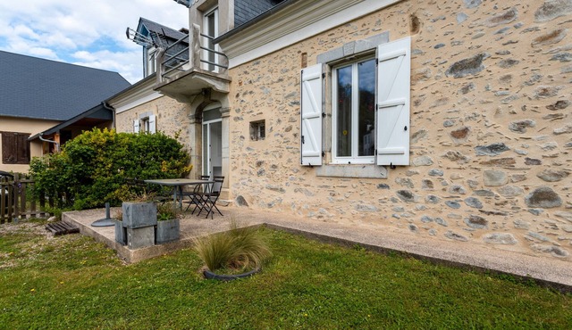 La Maison de Tété – Charming Cottage near Lourdes, Private Terrace, Garden, WiFi
