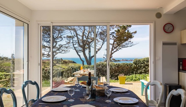 La maison de Toul an Dour by Interhome