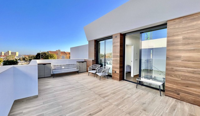 La Maison de Tout by United Renters