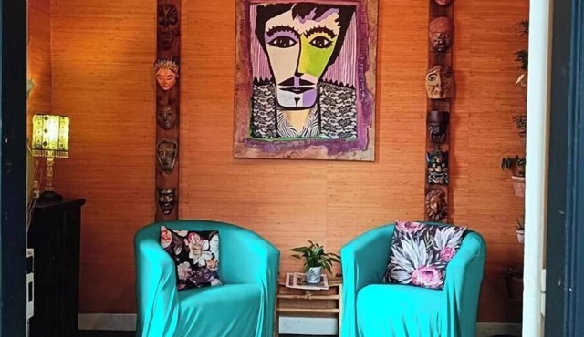 La Maison des Artistes - Charm, Nature & Serenity in Laguépie