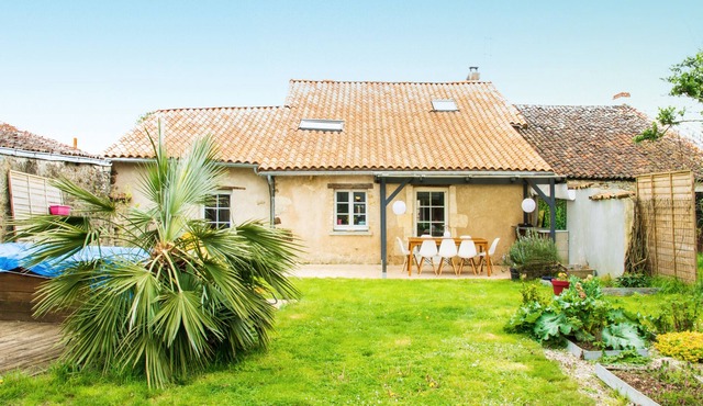 La maison des Artistes ! Jolie maison de campagne