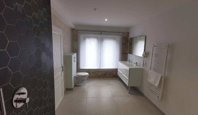 La Maison Des Mariés