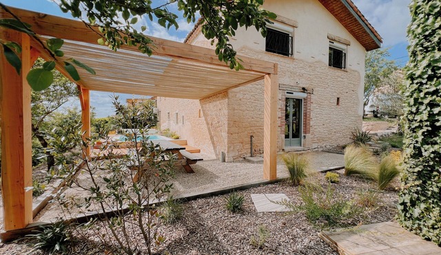 La Maison des Pierres Blondes, vacation home in the countryside!