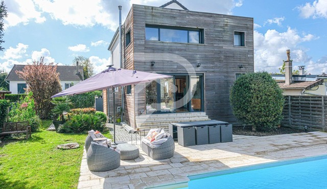 La Maison des Rêves - Avec parking et Piscine