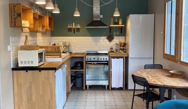 La Maison des Vendangeurs - 2 person gîte with swimming pool