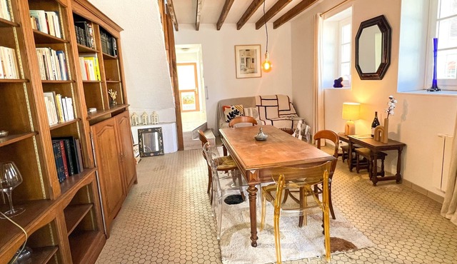 La Maison du Clocher - Jolie cour extérieure