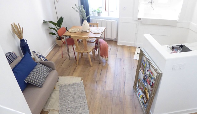 La Maison du Château, quiet and central