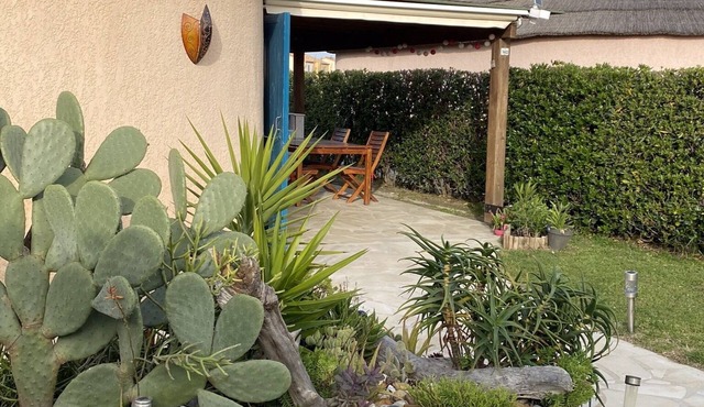 "La Maison du Lac "Fisherman's farmhouse, sleeps 4, classified 2, swimming wifi