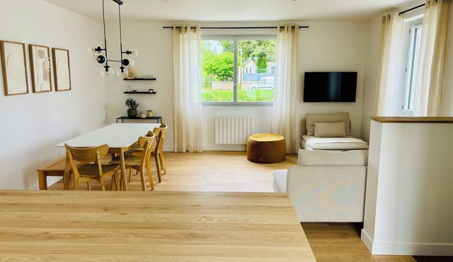 La Maison du Quai : Charme et Confort au Bord de la Sèvre Niortaise