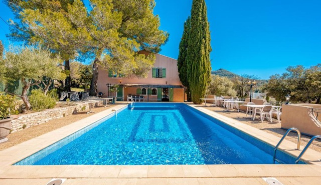 La maison du Rouge Gorge - Charmante maison climatisée avec piscine