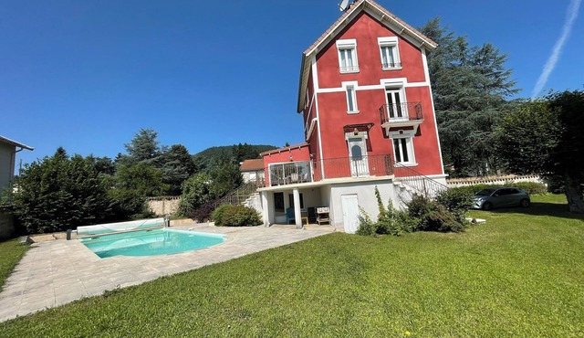 La Maison Fleuri - Qouei Eichi - Swimming pool, Wifi, Family-friendly