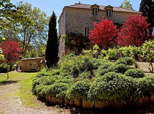 LA MAISON FORTE