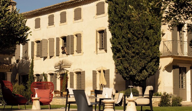 La Maison - Grignan Village-center house ideal for groups.