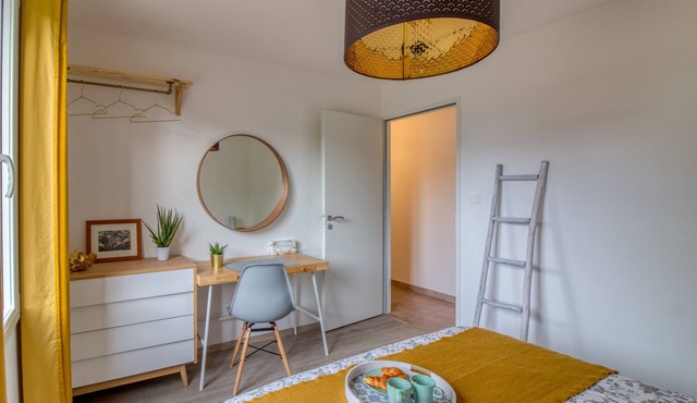 La Maison, ★ L'her beau d'hier 3-bedroom house (sleeps 8) 300m from the beach ★