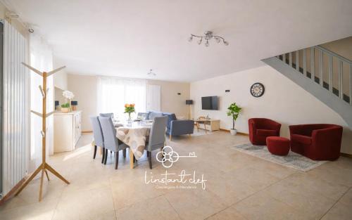 La Maison Rose du Circuit - Confort & Terrasse