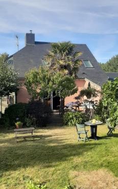 La Maison Rose - avec grand jardin clos à 300m de la mer