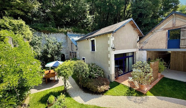 La Maison sous les Arbres: duplex, garden & spa ⎮ Touraine & Amboise