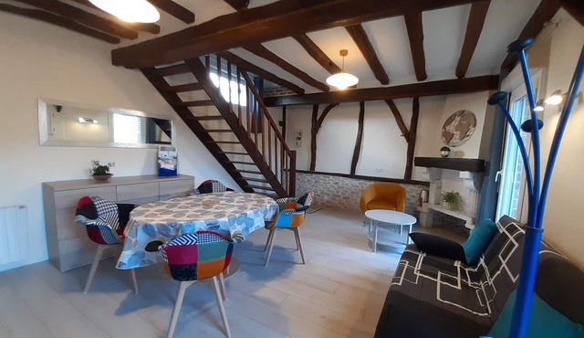 La Maison Vesta: quiet, courtyard, enclosed parking lot