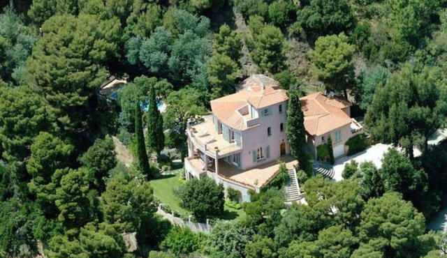 La Malpagne Villa 400m2 Pieds Dans L'eau