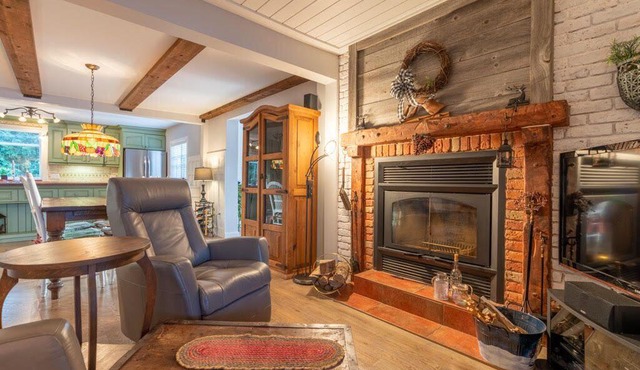 La Marina Inn :Peaceful Waterfront Next Door to 6 Acres Waterfront Park w Marina