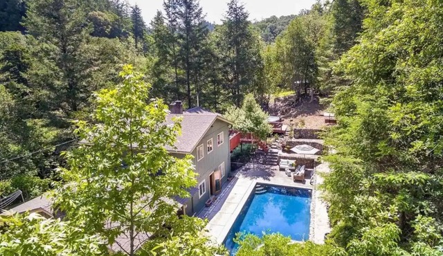 "La Masia" -Stunning! Heated Pool, Spa