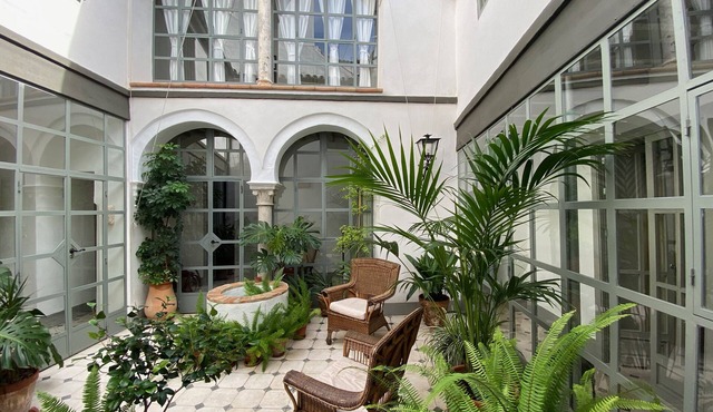 La Montesina House II Complete apartment in a 19th century mansion for 2 Pax