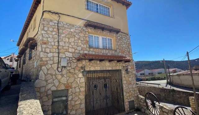 la murallita de Aroa