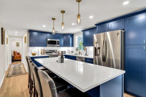 La Niña Nokomis Beach & Venice Island Fenced In Yard