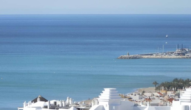 La Nogalera' Complex Torremolinos Apartment with stunning view, WIFI Sat TV